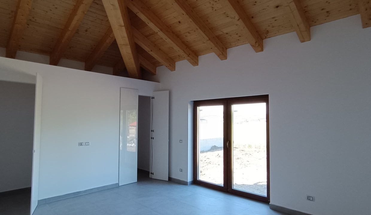 15eea83c-225a-426c-9005-72b37d1589a8