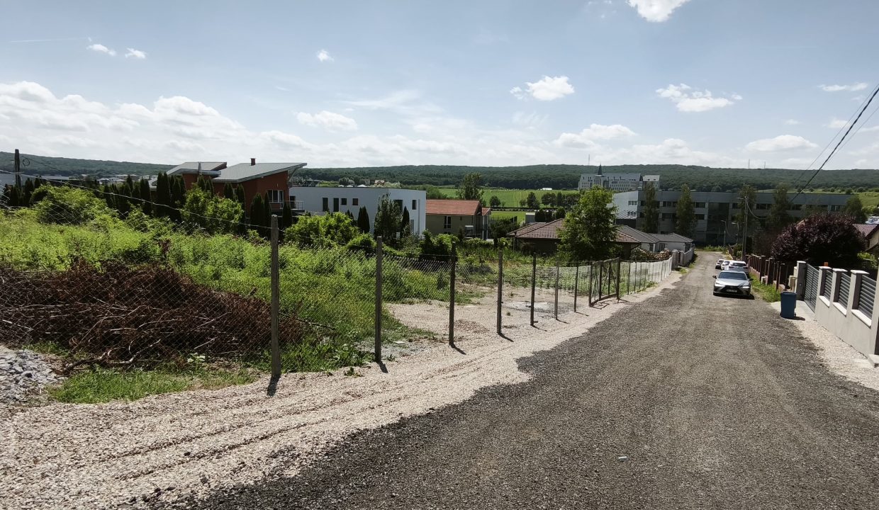 72dad27f-81bf-4d0f-9401-9ad6366ce7e6