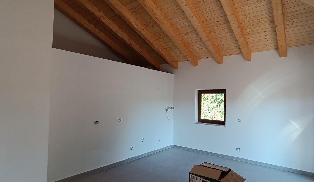 7e05e885-ed7c-4045-afbb-f079a13ea105