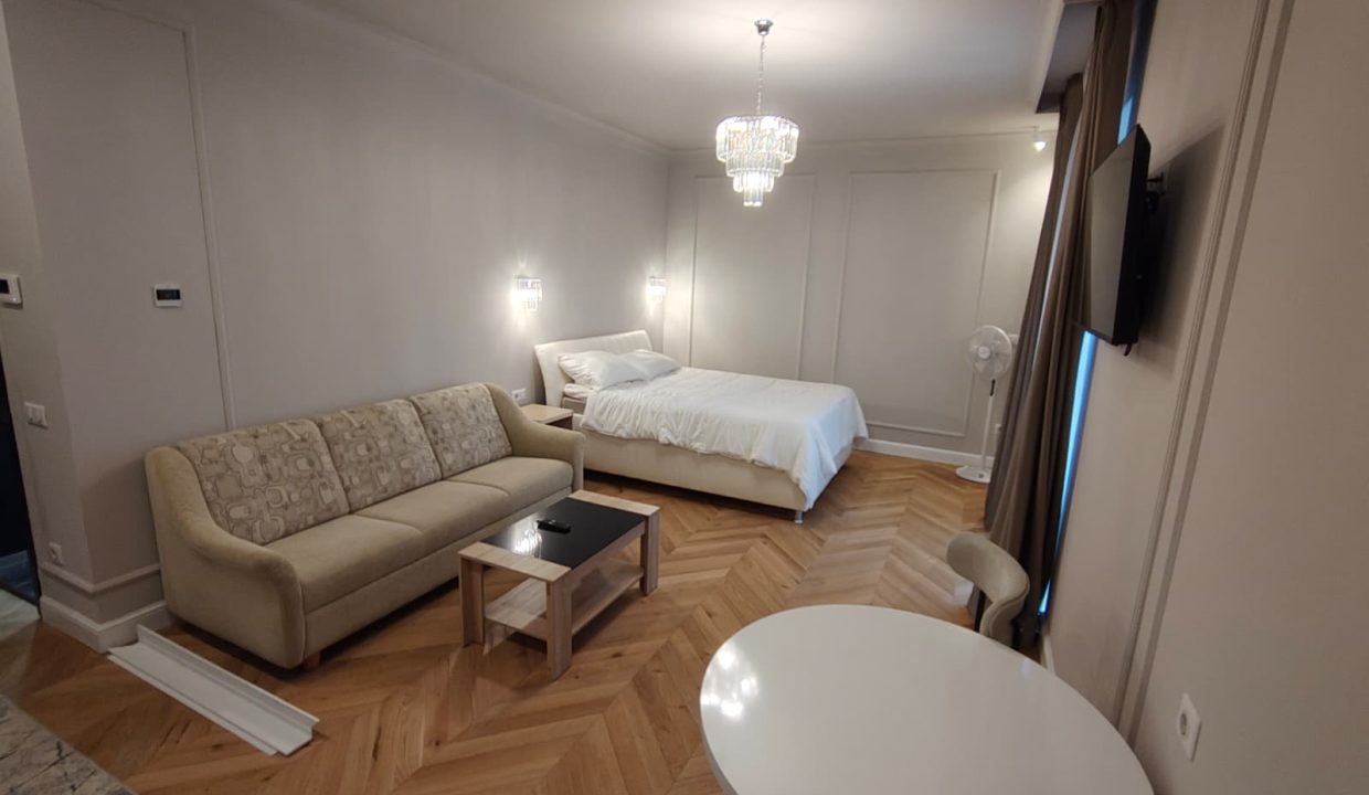 WhatsApp Image 2025-11-21 at 10.04.06