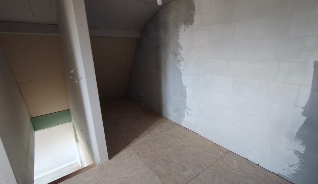 WhatsApp Image 2025-11-25 at 10.47.23 (3)