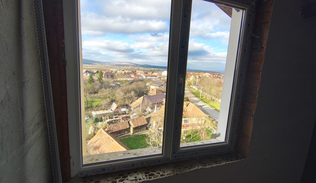 WhatsApp Image 2025-11-25 at 10.47.24 (1)