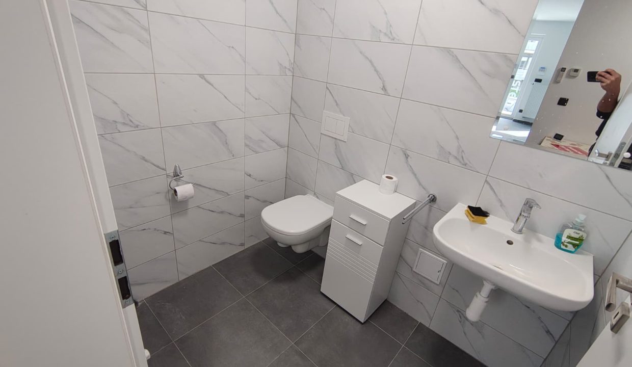 WhatsApp Image 2026-04-20 at 17.16.04 (2)