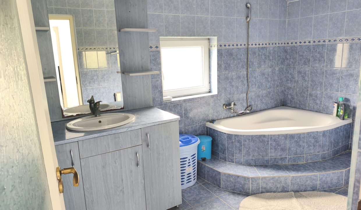 WhatsApp Image 2026-04-29 at 22.09.48 (2)