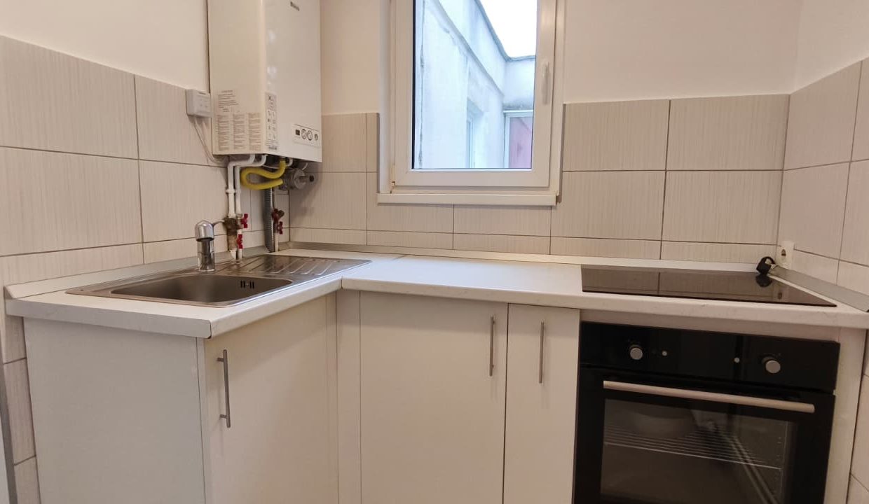 b754be90-df5f-4de4-ac5a-19bfe90b8aeb